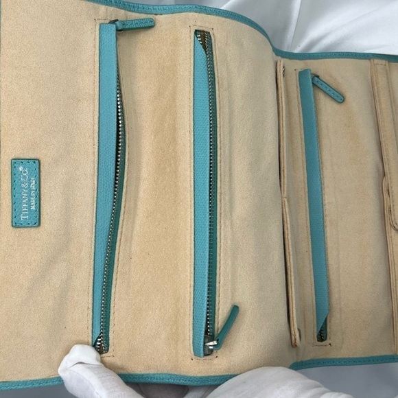 ULTIMATE TIFFANY & CO. Combo Jewelry Roll + Necklace - Picture 3 of 4